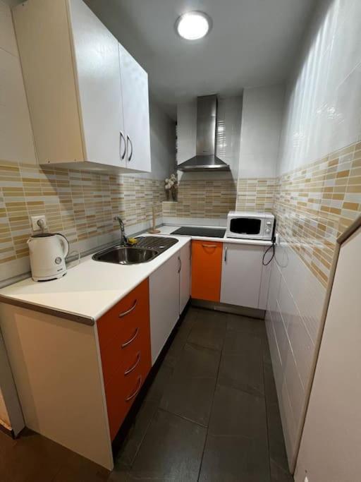 Great Apartment Close To Plaza De Torres Alicante Bagian luar foto